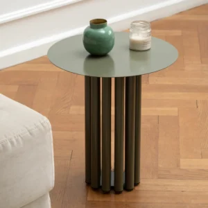 Mesa Auxiliar "MEVRA" – Mesita de Diseño Metálica Moderna